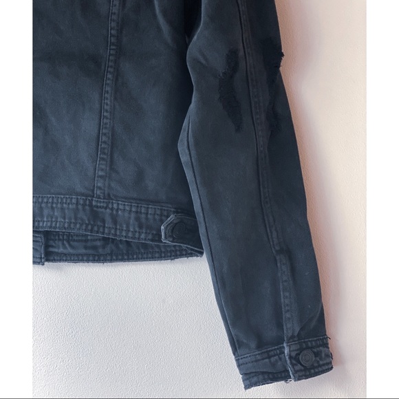 New- Rumors• Kancan Distressed Denim Jacket - Picture 9 of 10